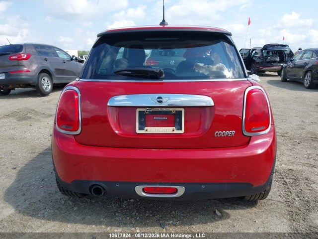 Продаж на аукціоні авто 2016 Mini 3 Door Cooper, vin: WMWXP5C58G2D13973, номер лоту: 12677924