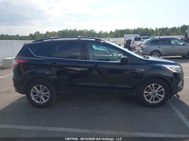 12677936 :رقم المزاد ، 1FMCU0GD5HUA34056 vin ، 2017 Ford Escape Se مزاد بيع