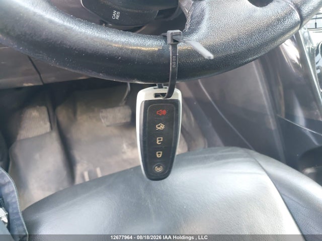 1FMCU9J92FUA33386 Ford Escape Titanium