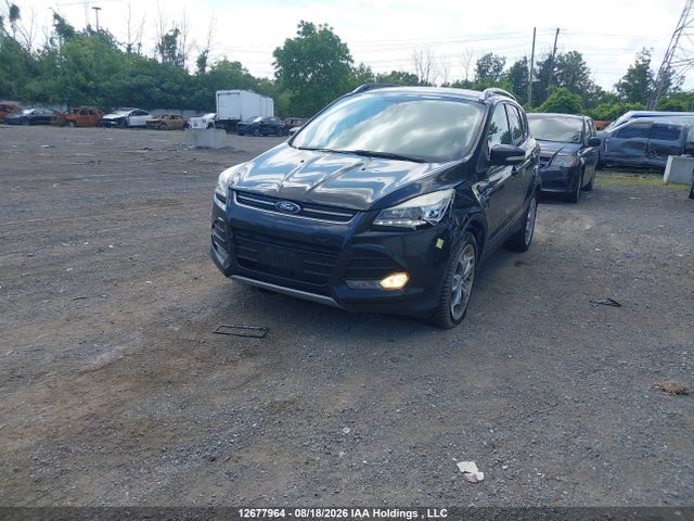 1FMCU9J92FUA33386 Ford Escape Titanium