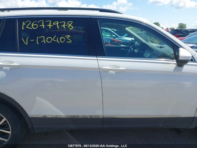 12677978 :رقم المزاد ، 3VV2B7AX4JM170403 vin ، 2018 Volkswagen Tiguan Comfortline مزاد بيع
