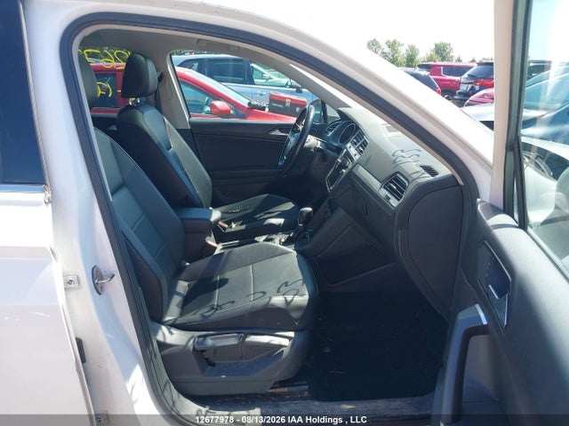 12677978 :رقم المزاد ، 3VV2B7AX4JM170403 vin ، 2018 Volkswagen Tiguan Comfortline مزاد بيع
