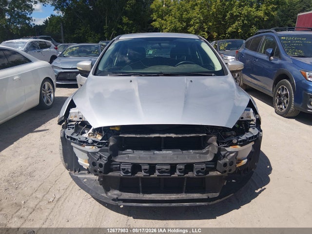Ford FOCUS SE 2016 1FADP3K21GL214989 Image 13