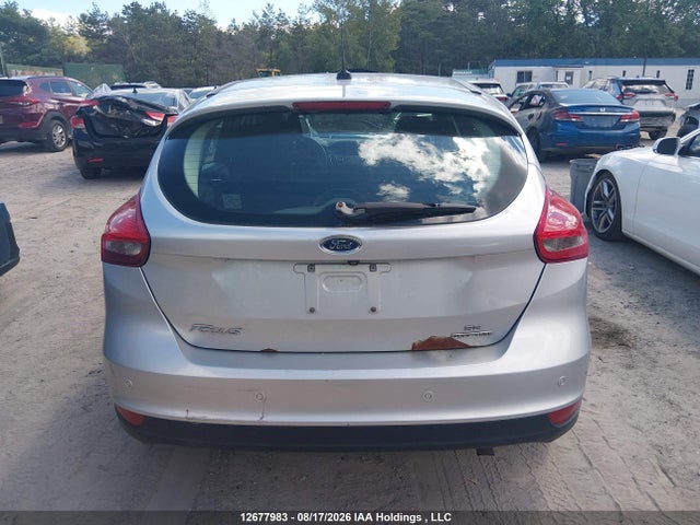 Ford FOCUS SE 2016 1FADP3K21GL214989 Image 17