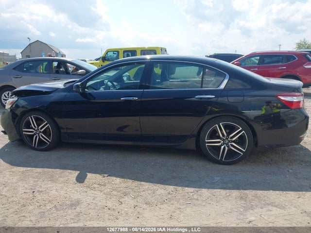 1HGCR3F98GA800657 Honda Accord Touring V6