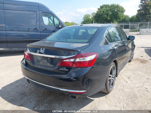 1HGCR3F98GA800657 Honda Accord Touring V6