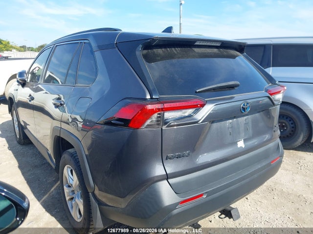 Продажа на аукционе авто 2021 Toyota Rav4 Xle, vin: 2T3RWRFV5MW123405, номер лота: 12677989