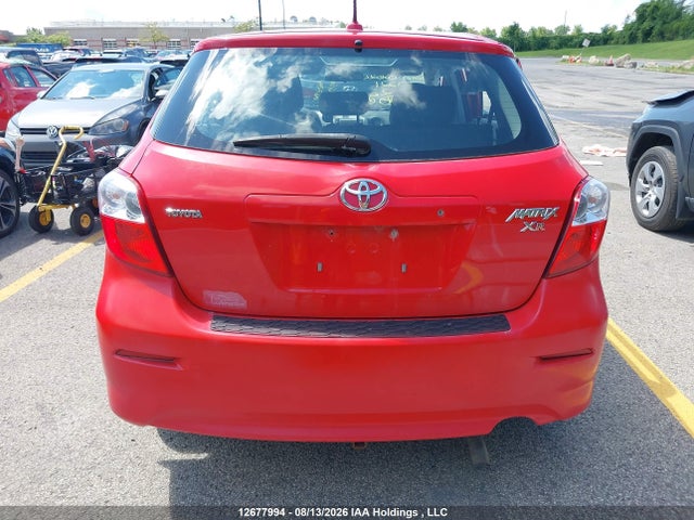 12677994 :رقم المزاد ، 2T1KE4EE2AC032221 vin ، 2010 Toyota Corolla Matrix S مزاد بيع
