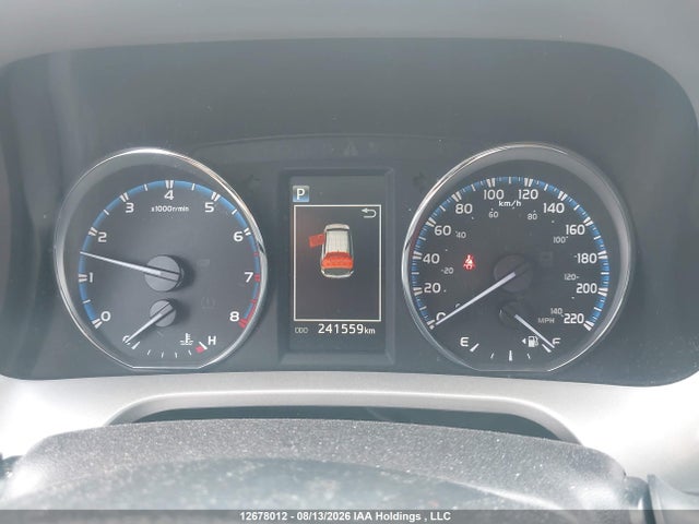 Toyota RAV4 LE 2018 2T3BFREV2JW732529 Image 7