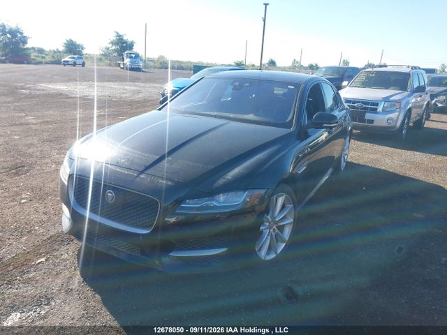 Jaguar XF 2016 SAJBL4BV3GCY15089 Image 2