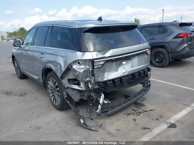 Lincoln Aviator Reserve 2023 5LM5J7XC1PGL28050 Image 3