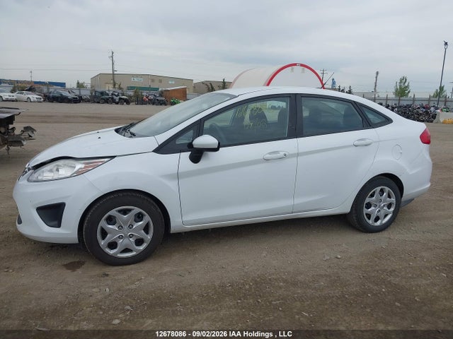 12678086 :رقم المزاد ، 3FADP4BJ3DM160103 vin ، 2013 Ford Fiesta Se مزاد بيع