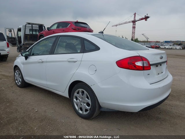 12678086 :رقم المزاد ، 3FADP4BJ3DM160103 vin ، 2013 Ford Fiesta Se مزاد بيع