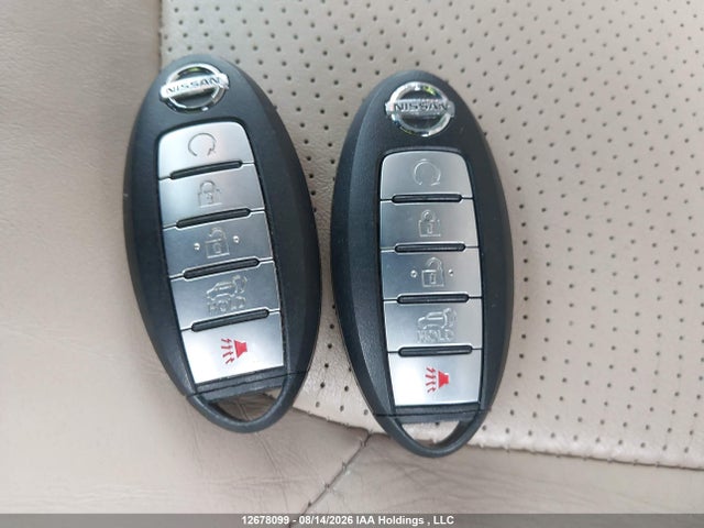 JN8AY2NE3H9704671 Nissan Armada Platinum/sl