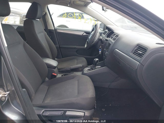 3VW267AJ6GM401094 Volkswagen JETTA S