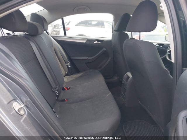 3VW267AJ6GM401094 Volkswagen JETTA S
