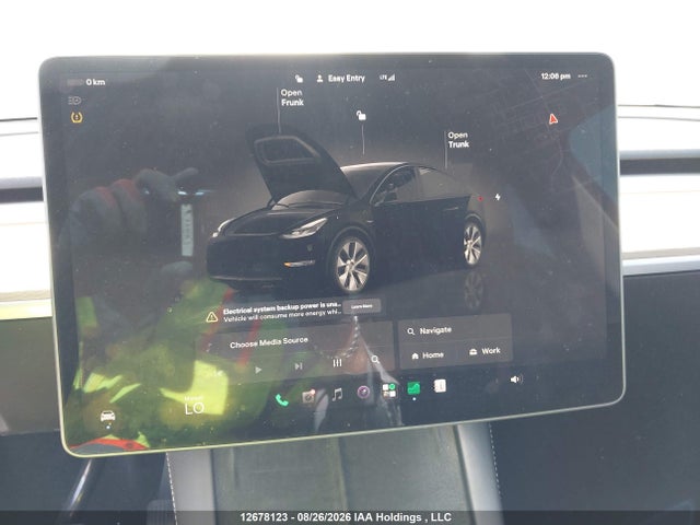 Tesla Model Y Long Range 2023 LRWYGDEE9PC027374 Image 7