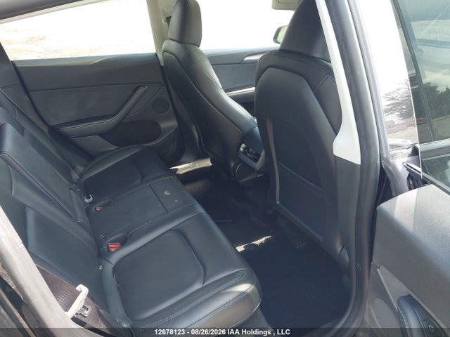 Tesla Model Y Long Range 2023 LRWYGDEE9PC027374 Image 8