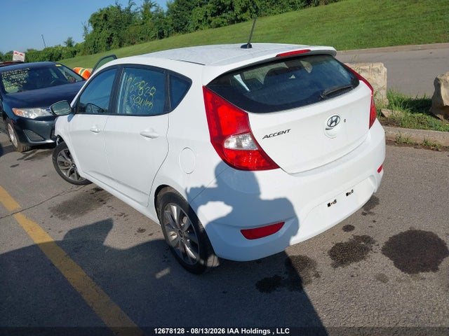 Hyundai ACCENT SE 2017 KMHCT5AE6HU304140 Image 3