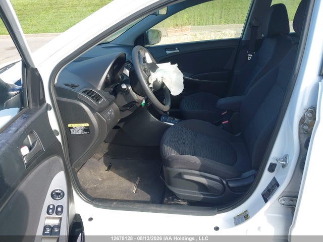 Hyundai ACCENT SE 2017 KMHCT5AE6HU304140 Image 5