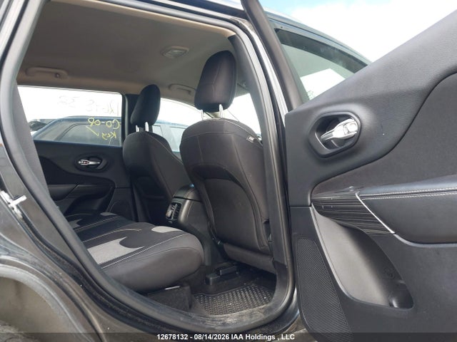Jeep Cherokee North 2014 1C4PJMCB3EW323057 Image 8