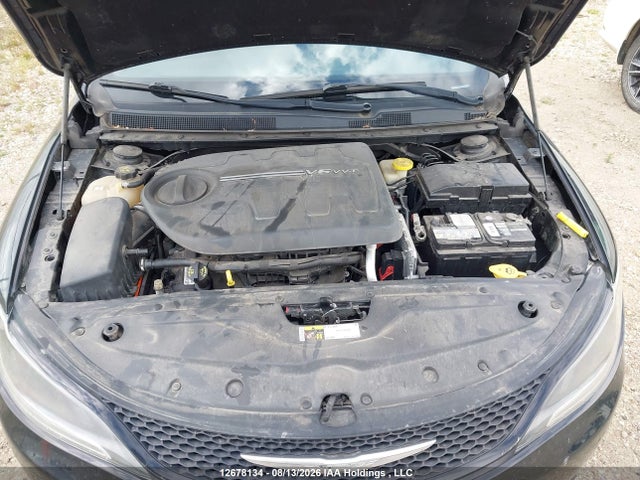 12678134 :رقم المزاد ، 1C3CCCBG0GN184082 vin ، 2016 Chrysler 200 S مزاد بيع