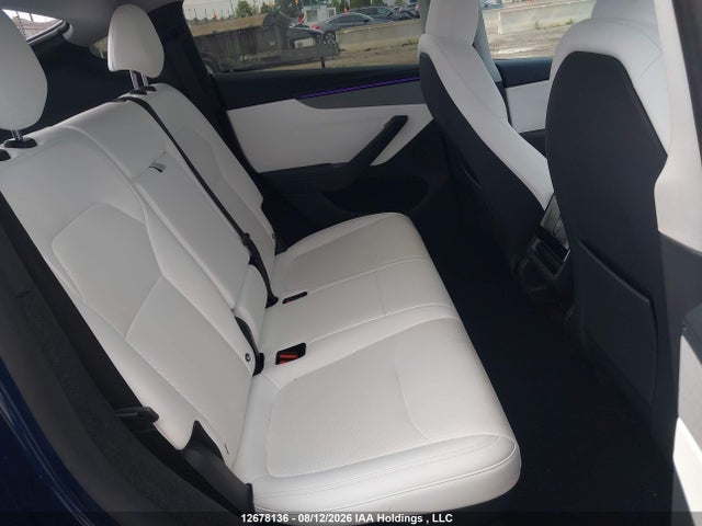 12678136 :رقم المزاد ، XP7YGDEE1TB716792 vin ، 2026 Tesla Model Y مزاد بيع