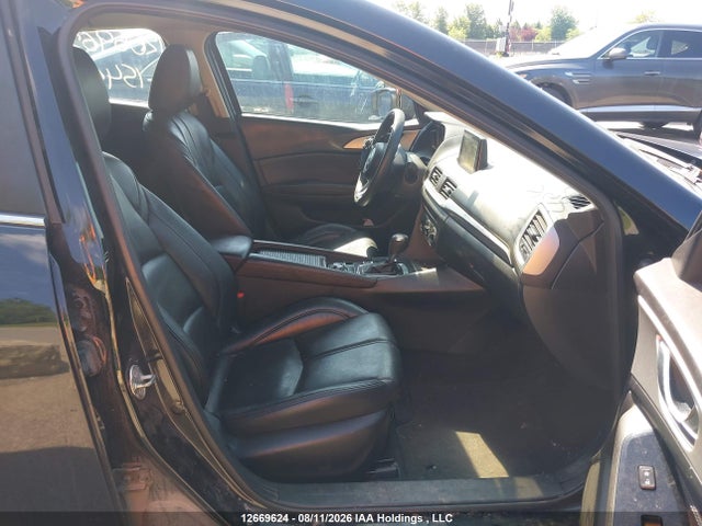 12669624 :رقم المزاد ، JM1BN1T74H1154662 vin ، 2017 Mazda Mazda3 Se مزاد بيع