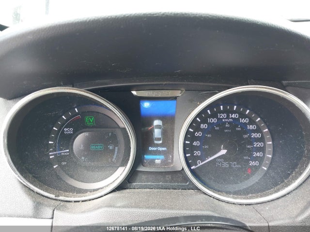 Продажа на аукционе авто 2012 Hyundai Sonata Hybrid Hybrid, vin: KMHEC4A47CA058039, номер лота: 12678141