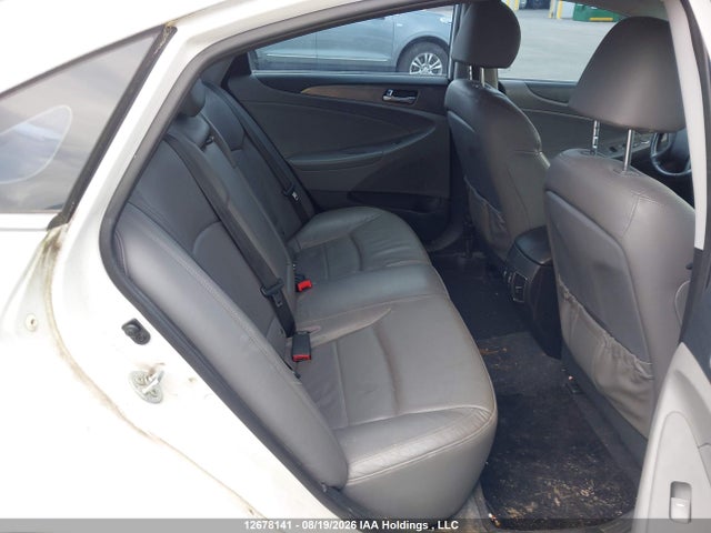 Продажа на аукционе авто 2012 Hyundai Sonata Hybrid Hybrid, vin: KMHEC4A47CA058039, номер лота: 12678141