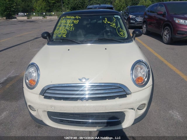 2013 Mini Cooper მანქანა იყიდება აუქციონზე, vin: WMWSU3C57DT681281, აუქციონის ნომერი: 12678148