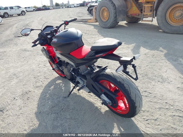 Aprilia Tuono 2021 ZD4KSUE09MS000483 Image 3