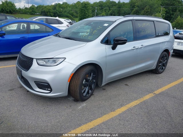 2C4RC1GG4TR259379 Chrysler Pacifica Limited
