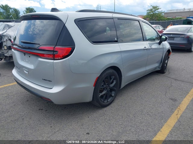 2C4RC1GG4TR259379 Chrysler Pacifica Limited