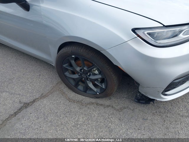 2C4RC1GG4TR259379 Chrysler Pacifica Limited