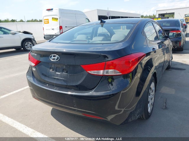 2013 Hyundai Elantra Gls/limited მანქანა იყიდება აუქციონზე, vin: 5NPDH4AE5DH412547, აუქციონის ნომერი: 12678177