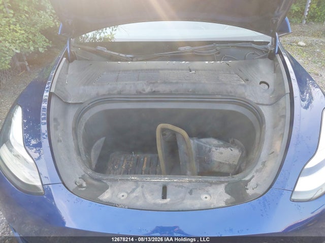 Tesla Model Y 2021 5YJYGDED1MF105994 Image 10