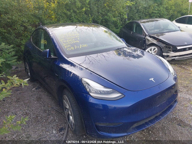 Tesla Model Y 2021 5YJYGDED1MF105994 Image 14