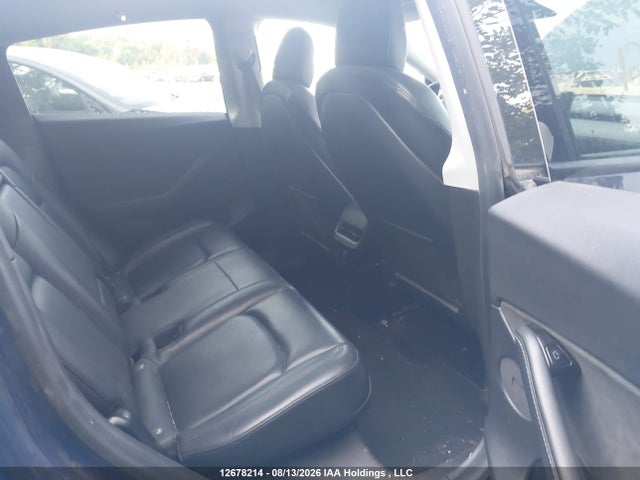 Tesla Model Y 2021 5YJYGDED1MF105994 Image 8