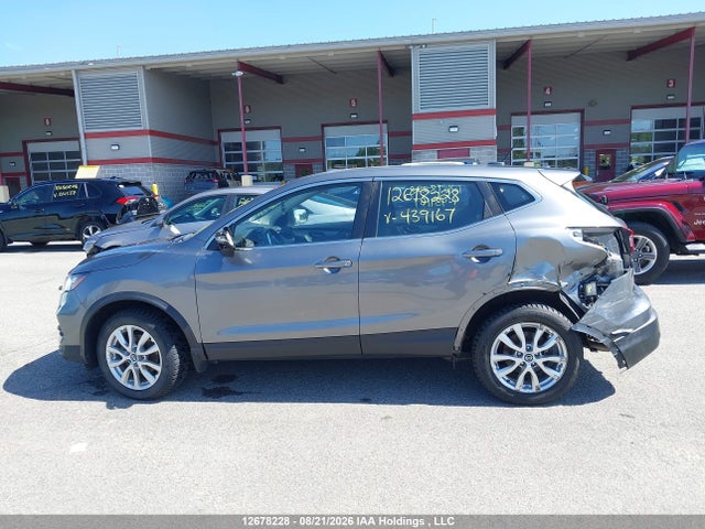 JN1BJ1AW9MW439167 Nissan Rogue Sport S