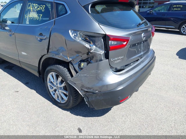 JN1BJ1AW9MW439167 Nissan Rogue Sport S