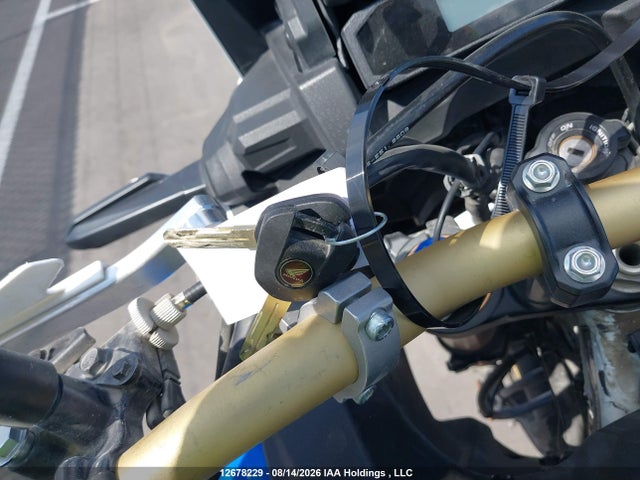 Honda Crf1100 D4 2020 JH2SD1072LK000050 Image 11