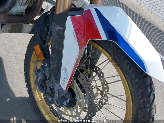 Honda Crf1100 D4 2020 JH2SD1072LK000050 Image 16