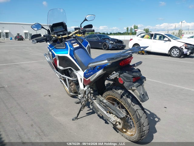 Honda Crf1100 D4 2020 JH2SD1072LK000050 Image 3