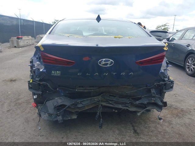 Hyundai Elantra 2019 KMHD84LF5KU804383 Image 17