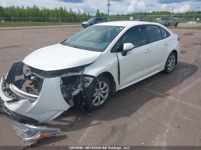 Toyota COROLLA LE 2020 5YFBPRBE5LP115365 Image 2