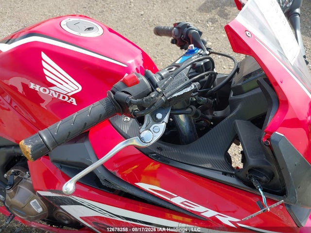 12678258 :رقم المزاد ، MLHPC6266K5000162 vin ، 2019 Honda Cbr500 Ra مزاد بيع