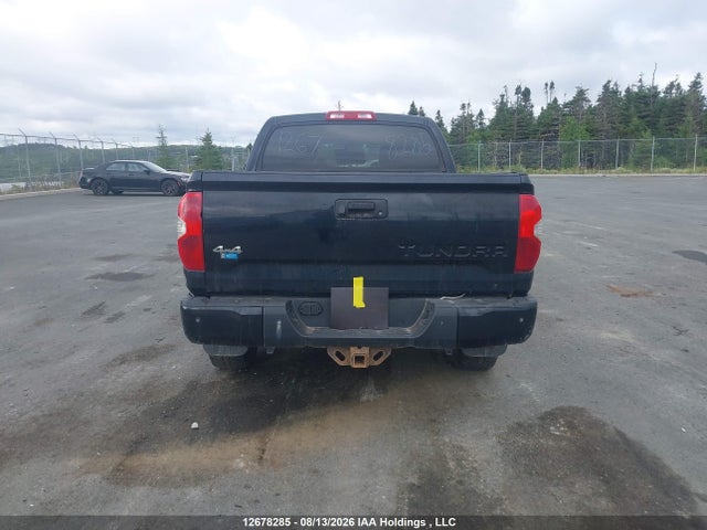12678285 :رقم المزاد ، 5TFAY5F15GX548829 vin ، 2016 Toyota Tundra Platinum 5.7l V8 مزاد بيع