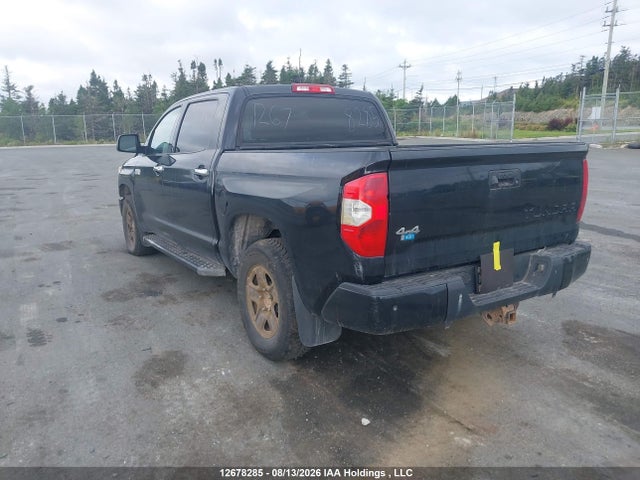 12678285 :رقم المزاد ، 5TFAY5F15GX548829 vin ، 2016 Toyota Tundra Platinum 5.7l V8 مزاد بيع