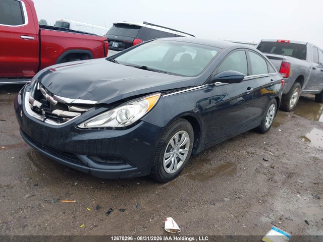 12678296 :رقم المزاد ، 5NPEB4AC4DH690179 vin ، 2013 Hyundai Sonata Gls مزاد بيع